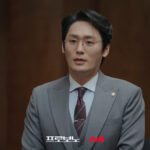 Choi Dae Hoon Transforms Into An Elite Lawyer Rivaling Jung ...