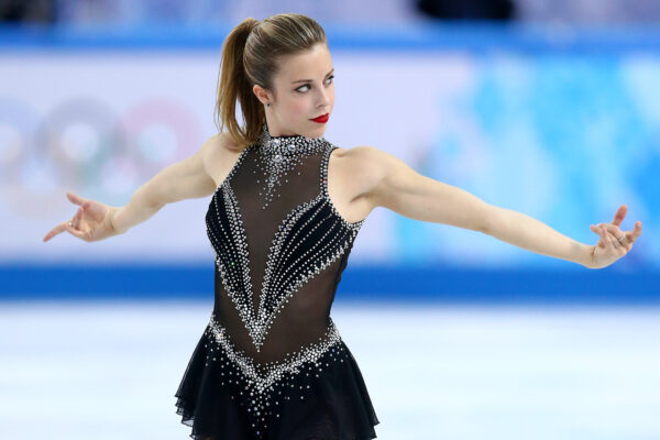 Ashley Wagner Helps U.S. Advance in Team Skating Event - The New York Times