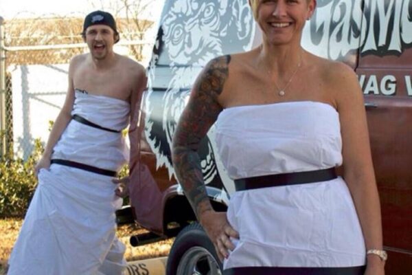 Fast N' Loud: Awkward Photos Only True Fans Have Seen