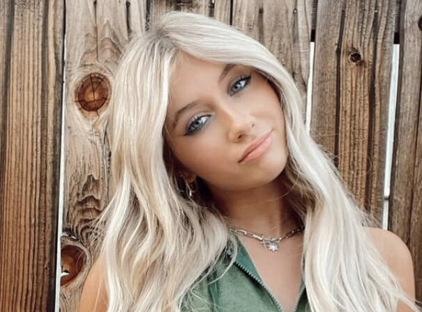 Elliana Walmsley | Booking Agent | Talent Roster | MN2S
