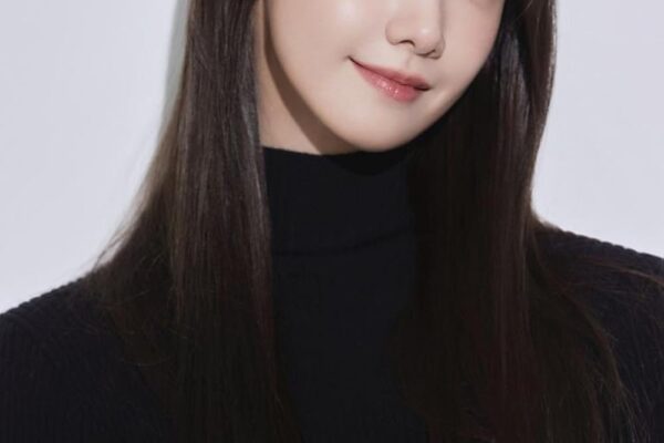 Im Yoona - Professional Portrait