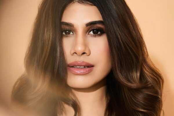Malvika Sitlani - YouTube