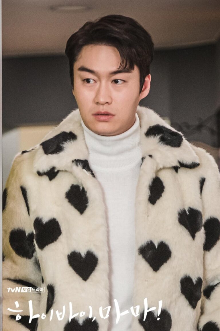 Oh Eui-shik - Professional Portrait