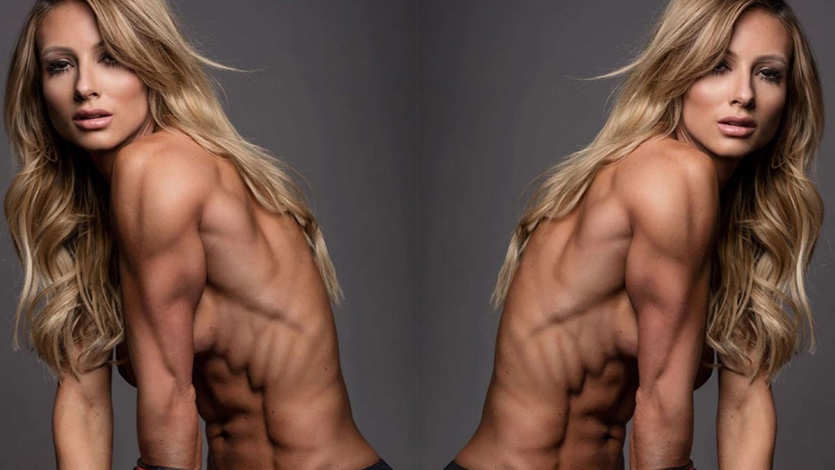 Paige Hathaway Talks About Life as a Fitness Model - Paige Hathaway Interview