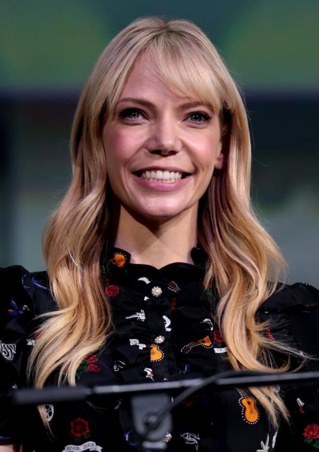 Riki Lindhome - Professional Portrait