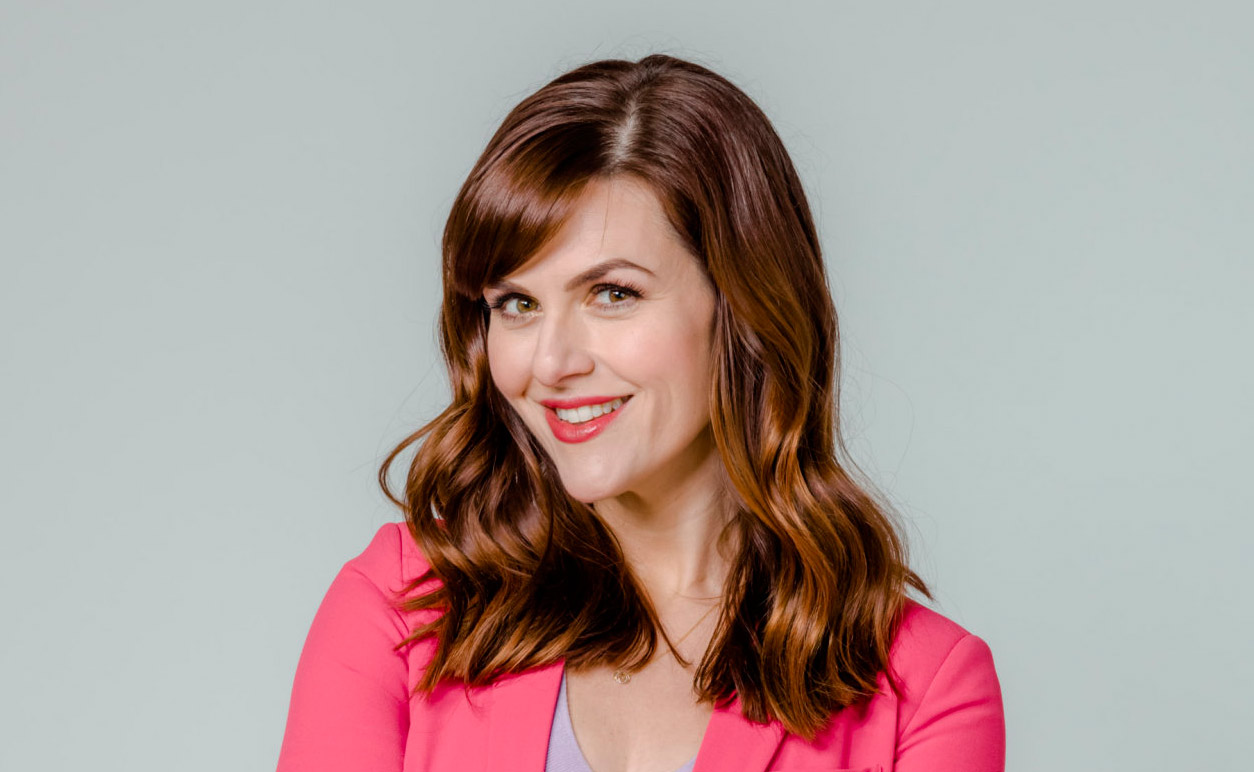 Sara Rue as Jo on All for Love