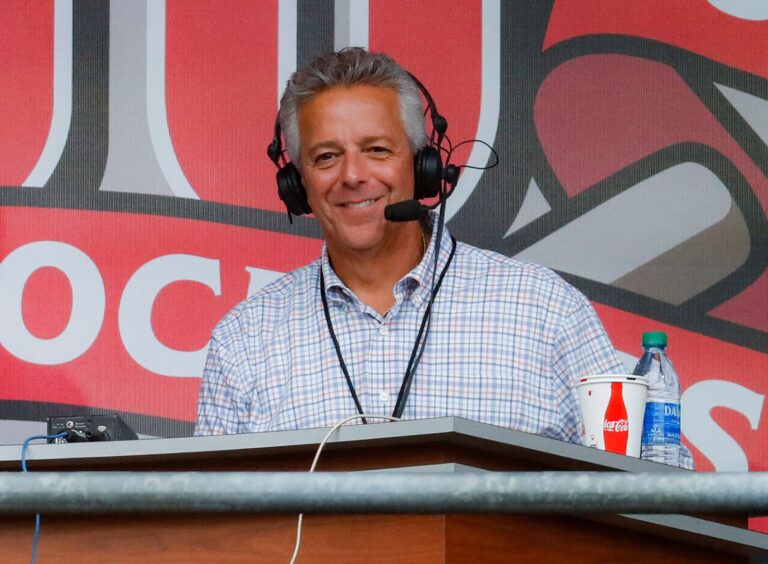 Thom Brennaman Net Worth, Age, Sports Broadcasting Career, Family Life