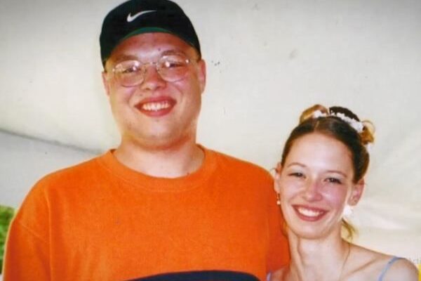Beth Oakes Wiki, Bio, Age, Height, Charles Pol Wife