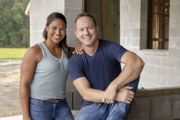 Brian and Mika Kleinschmidt Face "Intimidating" Challenge on '100 Day Dream Home'