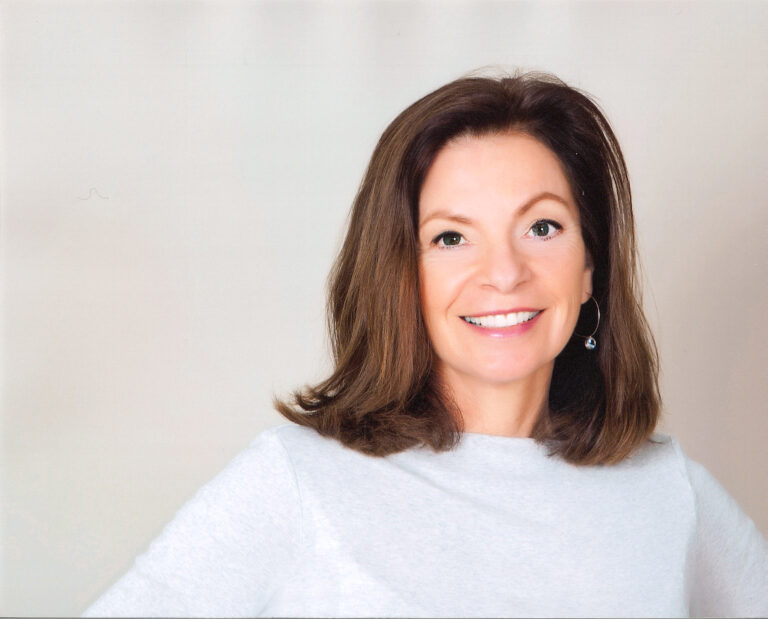 Julie Fisher: Net Worth, Age, Sculptor Career, Artistic Journey, Personal Life
